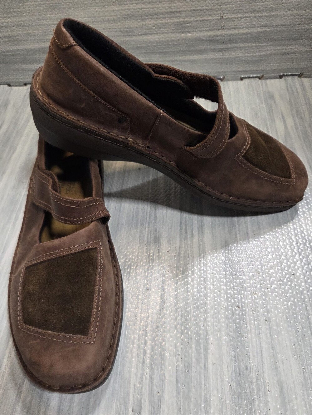 Naot Womens  EU 42 US  11 Brown Oiled Leather Comfort‎ Mary Jane Loafers Shoes